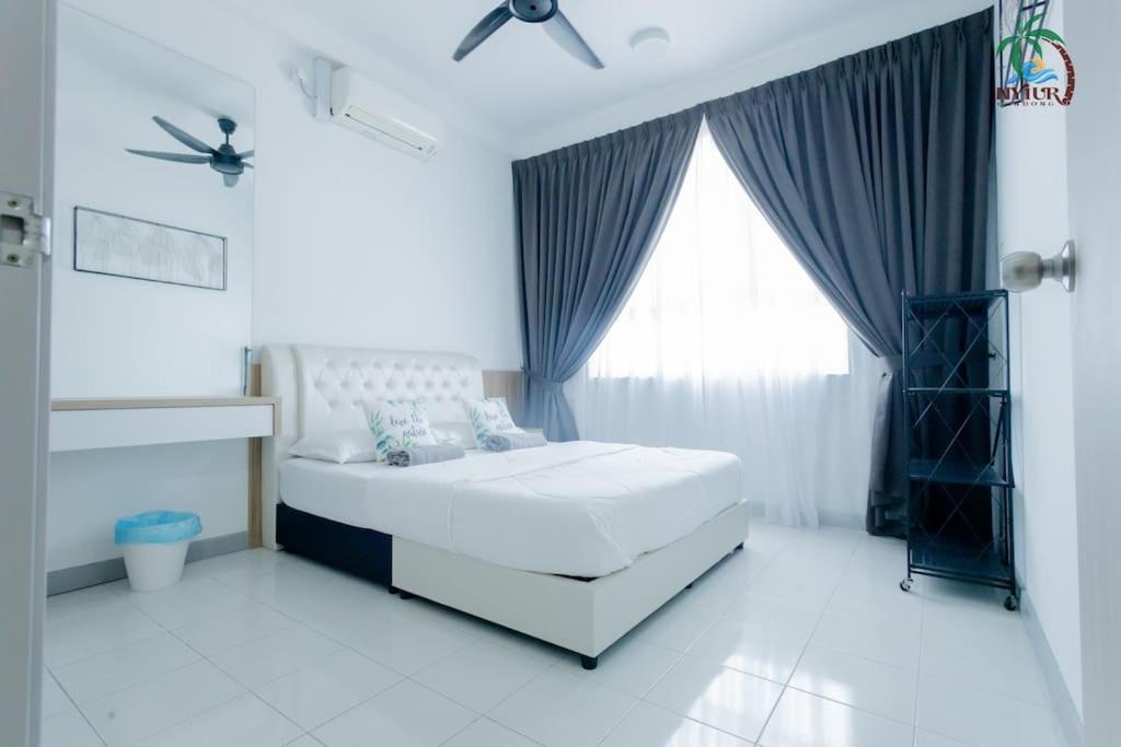 New Drawbridge Condo With Seaview And Pool กัวลาตรังกานู ภายนอก รูปภาพ